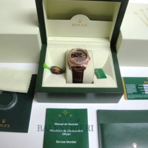 Alternative view of rolex replica daydate rose gold chocolate strip leather orologio replica copia imitazione