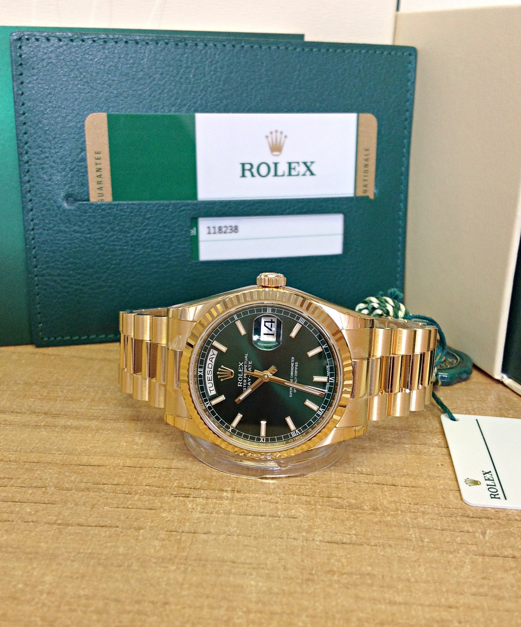 Rolex replica day-date 118238 oro giallo green dial - immagine 2