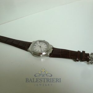 Alternative view of patek philippe replica nautilus acciaio white dial strip leather orologio imitazione