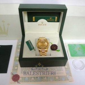 Alternative view of rolex replica daydate ll full oro gold dial president orologio replica copia imitazione