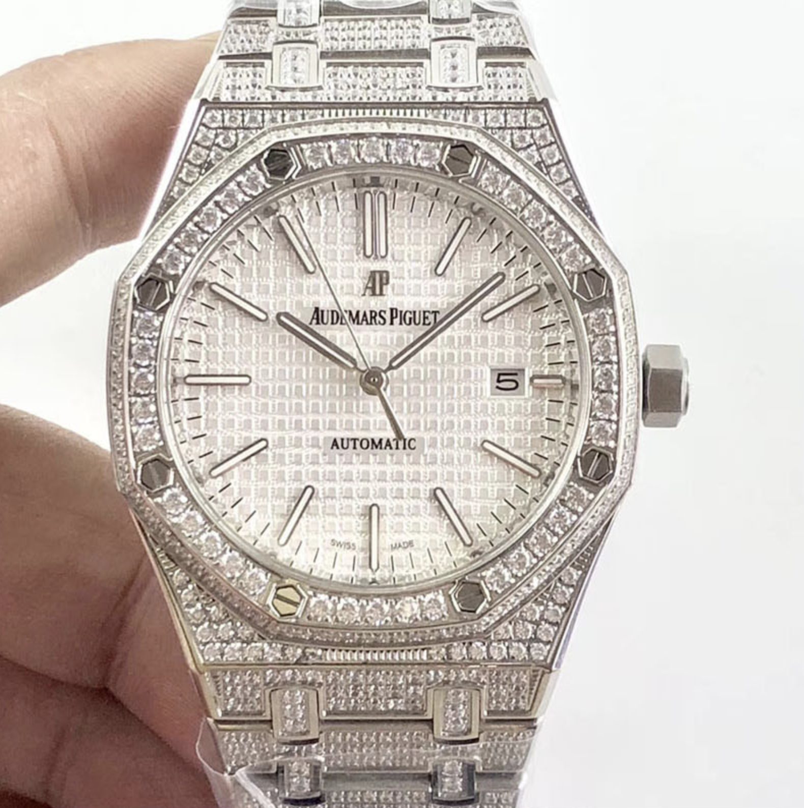 Audemars piguet replica royal oak 41mm white gold full paved diamonds white dial