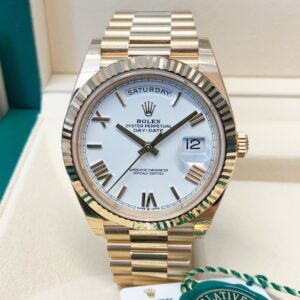 Rolex replica Day-Date 40 228238 Yellow Gold roman white dial