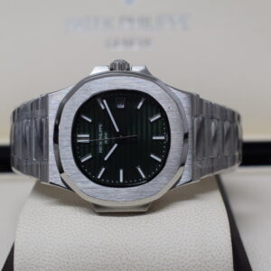 Patek philippe replica nautilus 5711 green dial