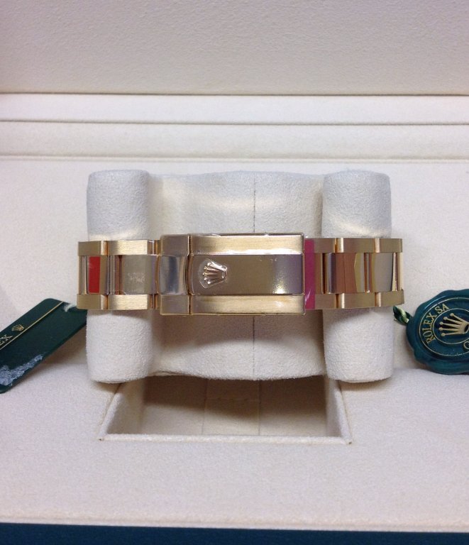 Rolex replica Sky-Dweller 326938 yellow gold silver dial - immagine 3