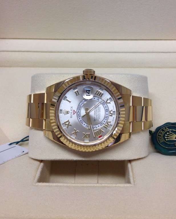 Rolex replica Sky-Dweller 326938 yellow gold silver dial - immagine 5