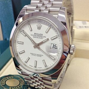 Alternative view of Rolex replica Datejust 41 126300 White Dial jubilèè bracelet