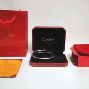 Alternative view of Cartier replica gioielli bracciale just en clue white gold