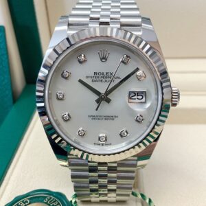 Rolex replica Datejust 41 126334 MOP dial