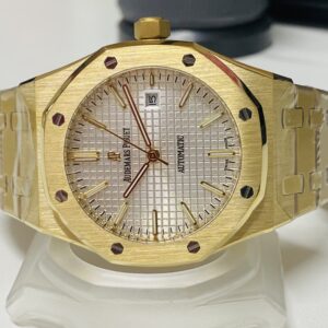 Audemars Piguet replica royal oak yellow gold 15500 argentèè dial
