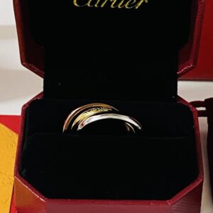 Alternative view of Cartier replica anello trinity oro bianco/rosa/giallo replica gioielli