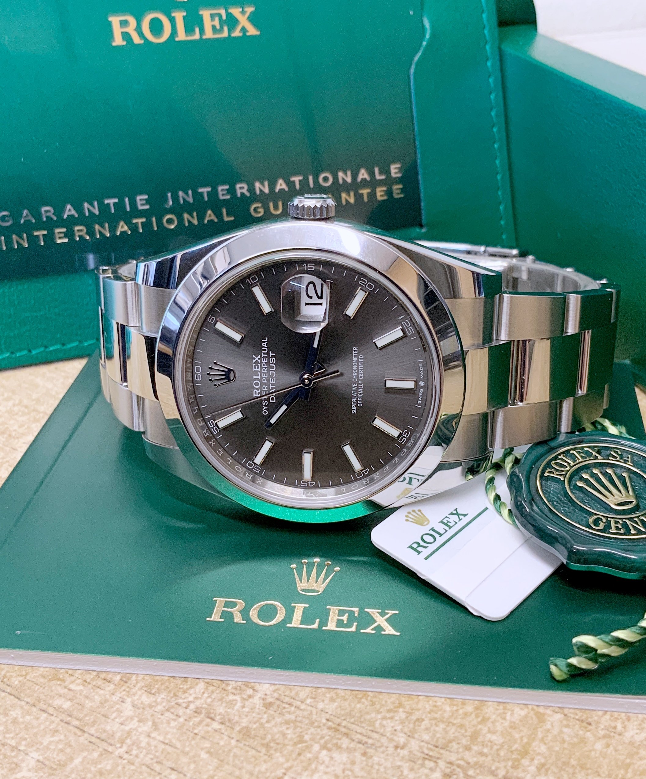 Rolex replica oyster Datejust 41 126300 Rhodium Dial - immagine 3