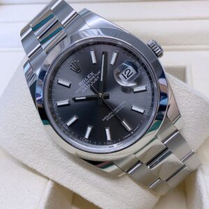Alternative view of Rolex replica oyster Datejust 41 126300 Rhodium Dial